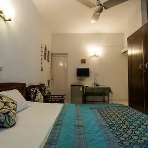 Bed & Breakfast Comfort Point, New Delhi